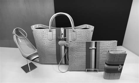 handbags hire australia.